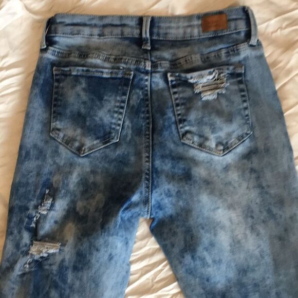 Simple society distressed jeans - Picture 10 of 14